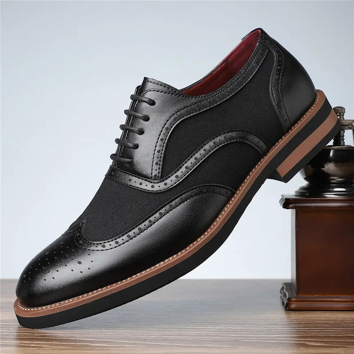 Hartford zamszowe brogsy wingtip